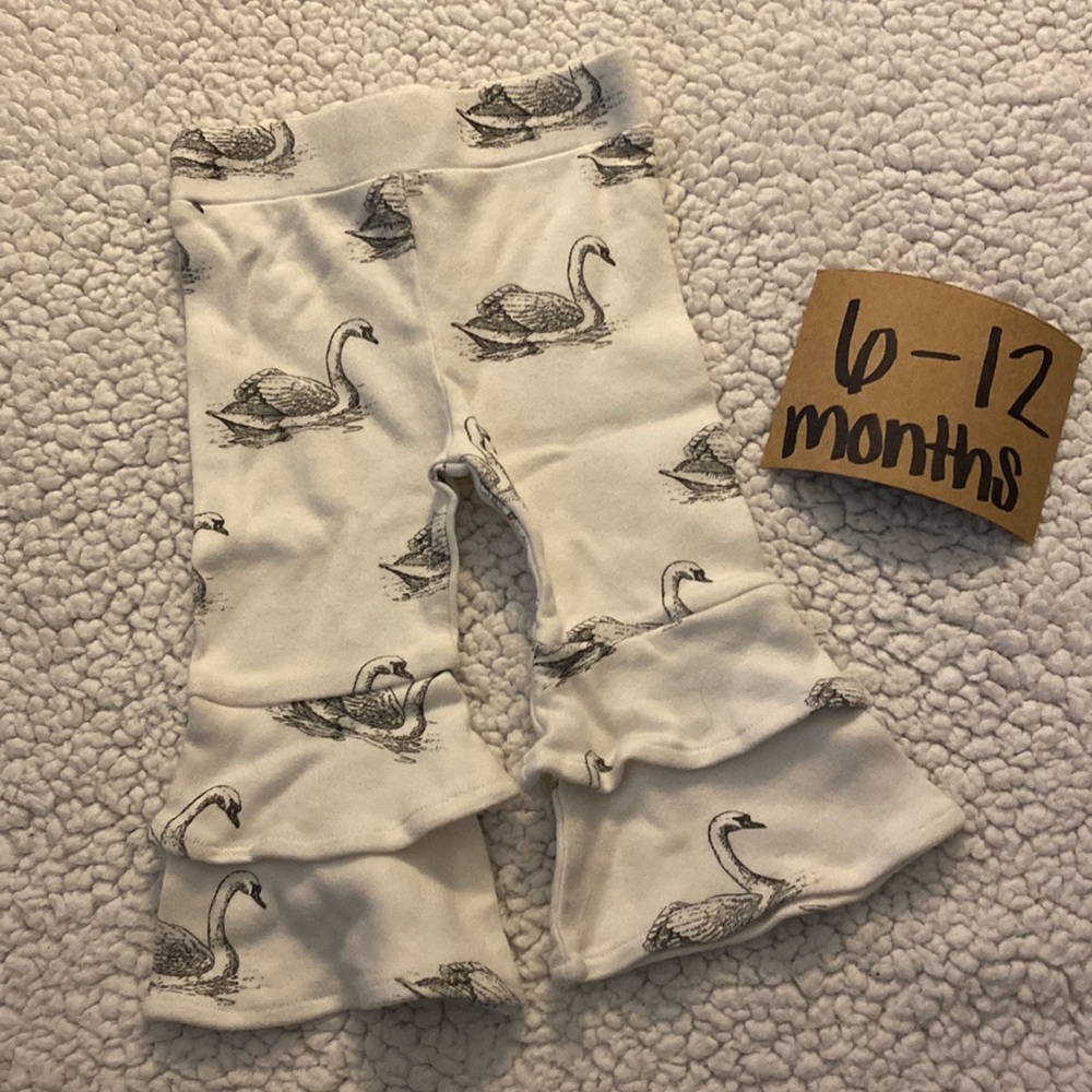 Kate Quinn Swan Flair Pants